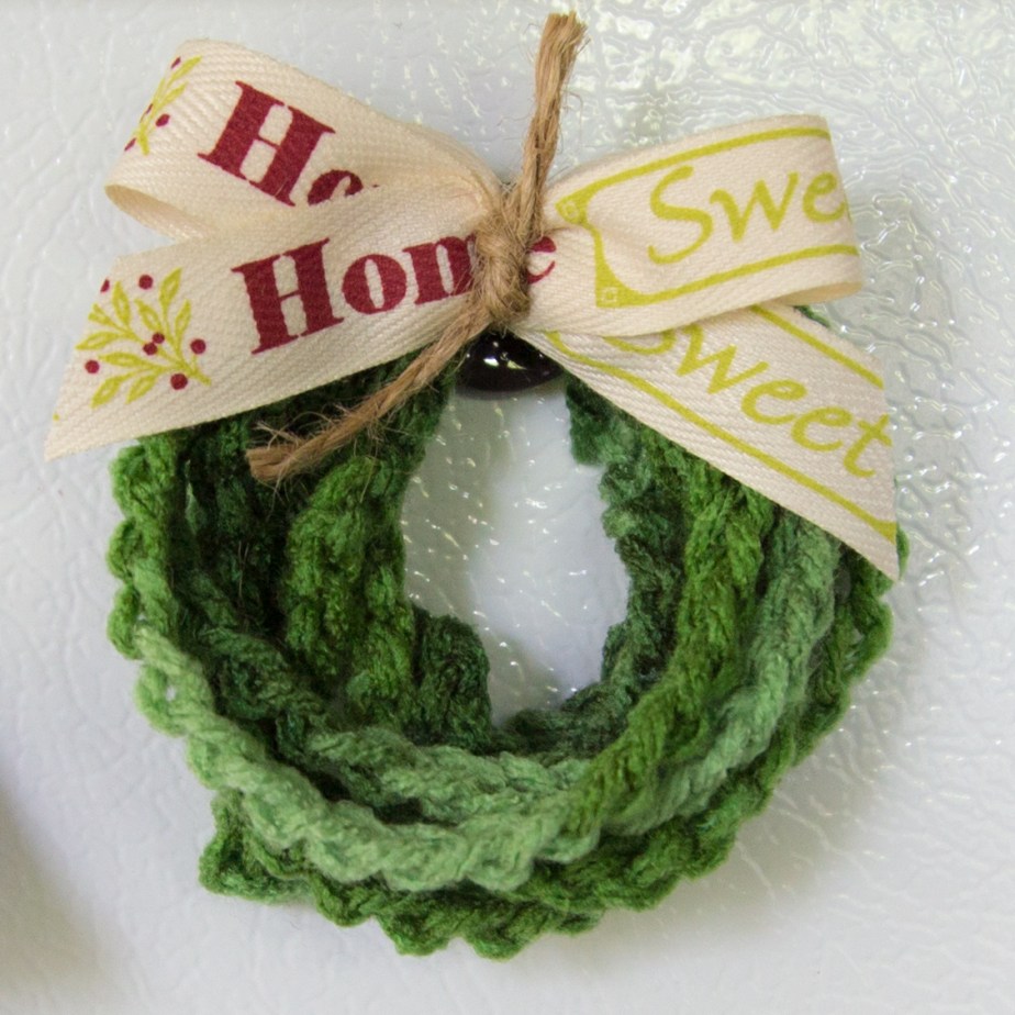 FO Friday: Chained Wreath&nbsp;Ornament